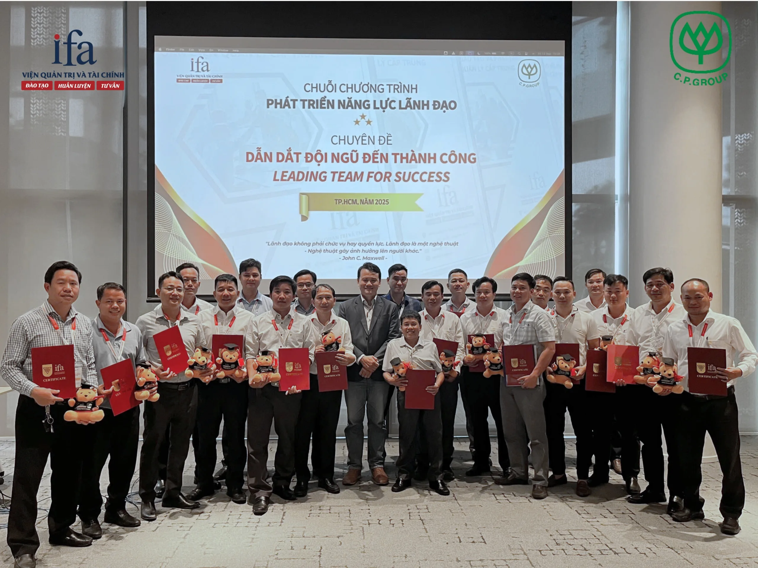 KHÓA HỌC “LEADING TEAM FOR SUCCESS” – LÃNH ĐẠO DẪN DẮT ĐỘI NHÓM ĐẾN THÀNH CÔNG