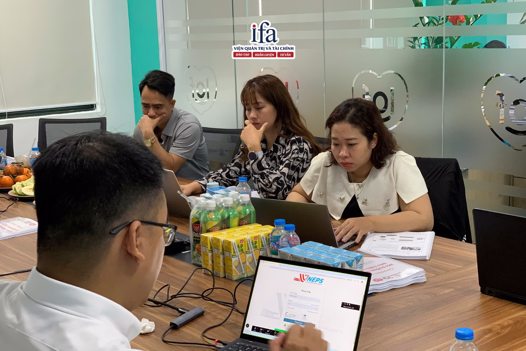 Lớp nghiệp vụ đấu thầu qua mạng công ty LOF